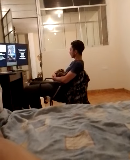 Les débuts, le premier bureau dans ma chambre